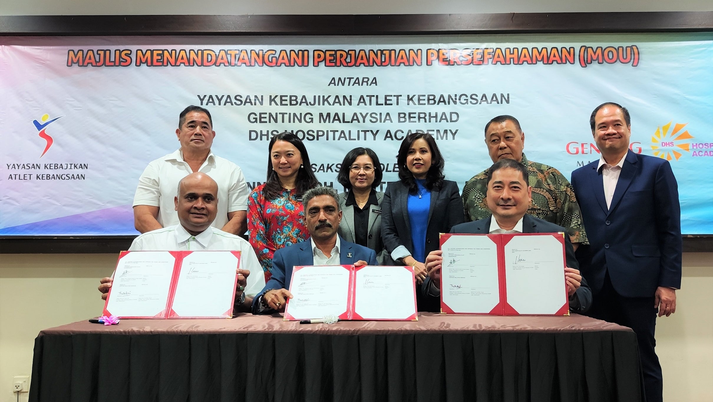 MoU Signing between YAKEB, Genting Malaysia Berhad and DHS Hospitality Academy image 3