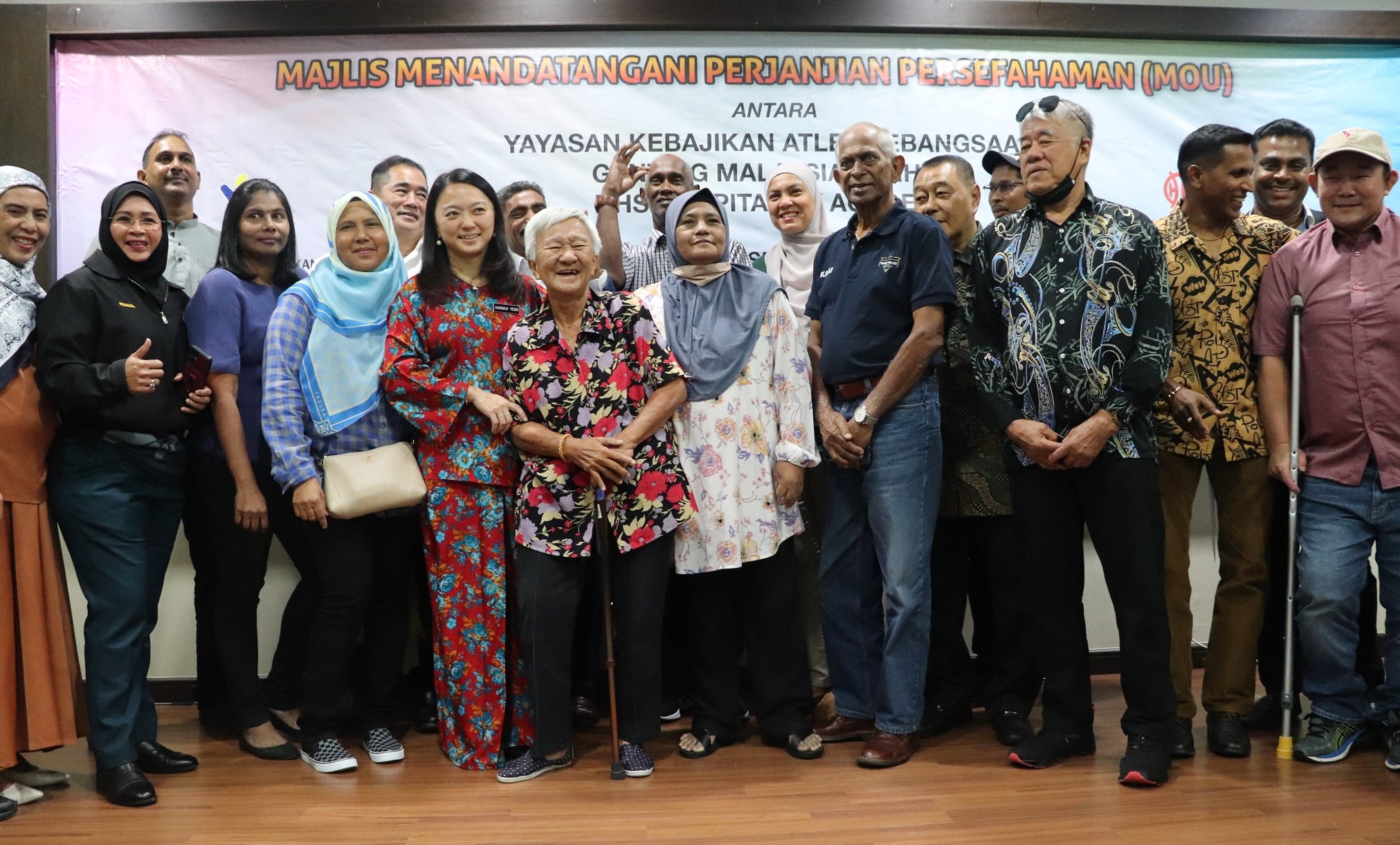 MoU Signing between YAKEB, Genting Malaysia Berhad and DHS Hospitality Academy image 6